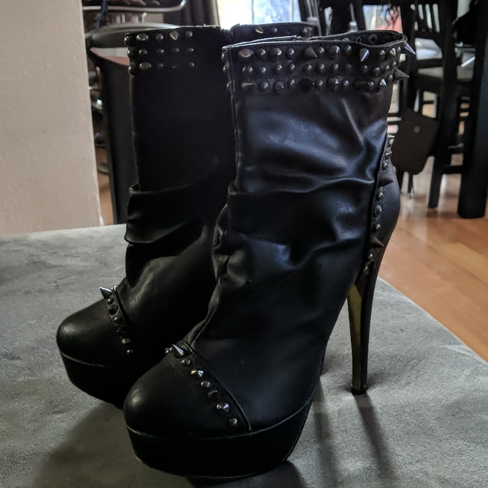 Spiked heel boots